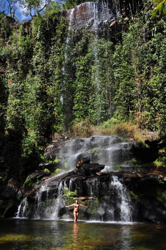Banho na Cachoeira do Rosário, próxima à Pirenópolis - GO